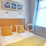 Guest house Baixa 3*