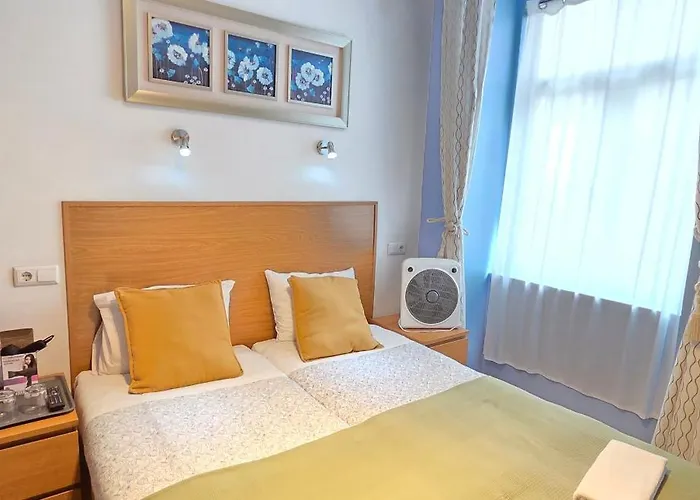 Guest house Baixa 3*